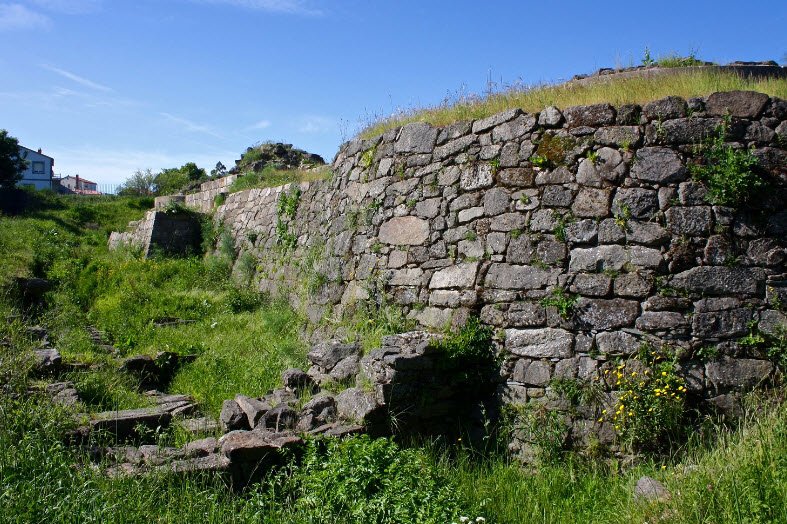 Castelo da Rocha Forte, Spain